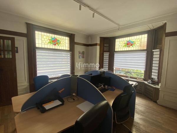 Maison de maître authentique à fort potentiel