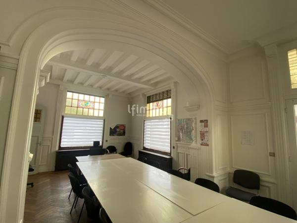 Maison de maître authentique à fort potentiel