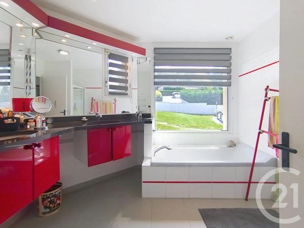 Maison à vendre  5 pièces - 204 m 2   VIENNE  - 38