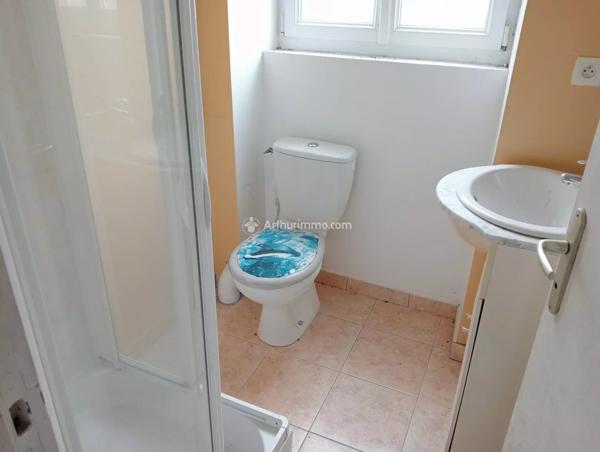 Vente Maison de village 3 pièces 55 m2 à Champgenéteux