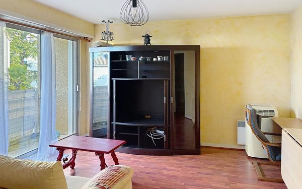 Appartement à vendre    2 pièces • 50 m2 Billère