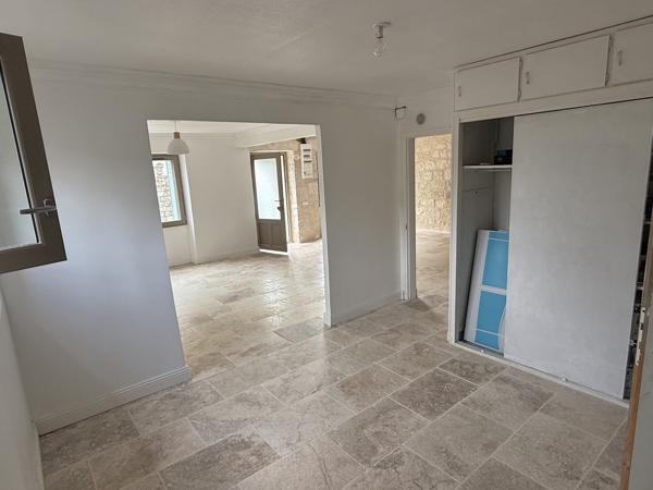 Maison de village avec 2 chambres