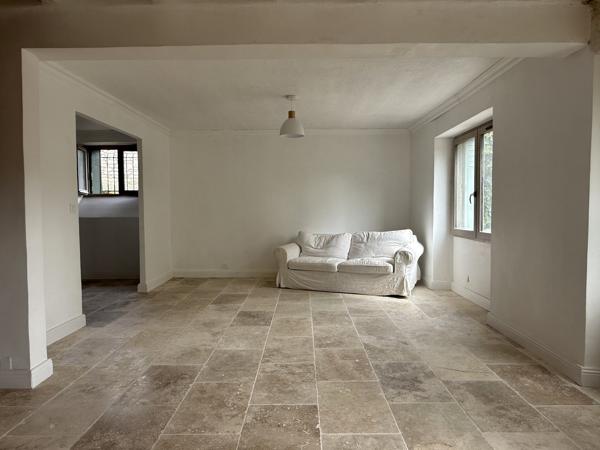 Maison de village avec 2 chambres