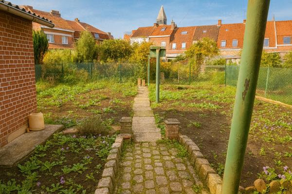 Maison de ville 6 pièces 120 m² en brique rouge