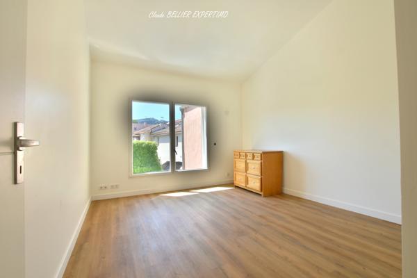 Maison mitoyenne de 2024, avec Terrasse, notée B au DPE à vendre à Marseille 8eme Quartier Vieille Chapelle /