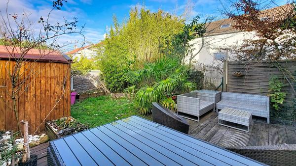 Maison - 6 pièces - 96m²