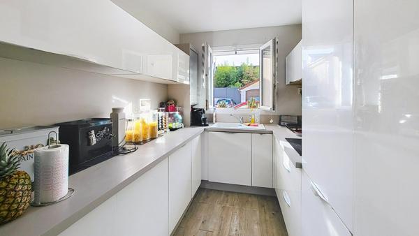 Maison - 6 pièces - 96m²