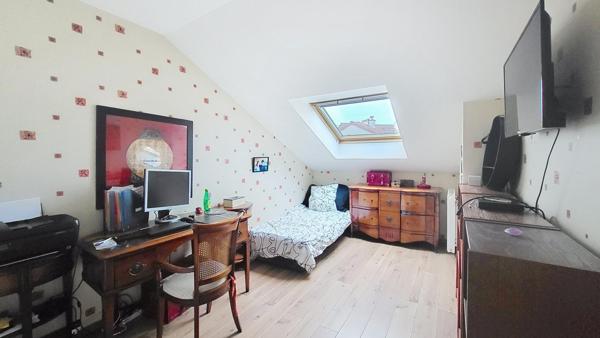 Maison - 6 pièces - 96m²