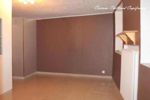 A vendre, appartements à rénover à Ancy sur Moselle (57130)