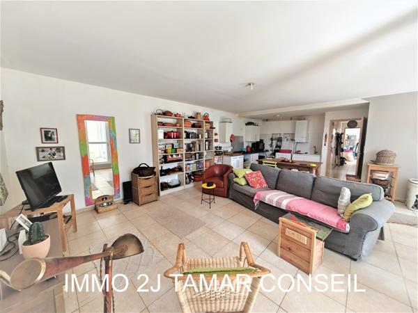 Cadenet (84160) Avenue Philippe de Girard Appartement T3 77,39 m² 84160 CADENET