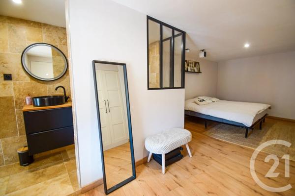 Appartement F5 à vendre  5 pièces - 92,72 m 2   TARARE  - 69