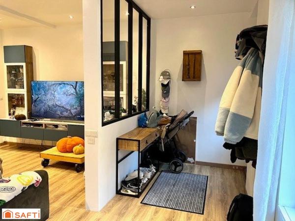 Charmante maison rénovée avec jardin et grand garage !!