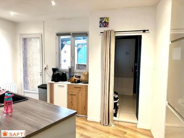 Charmante maison rénovée avec jardin et grand garage !!