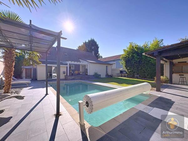 Vente Villa 6 pièces 208 m2 à Santeny