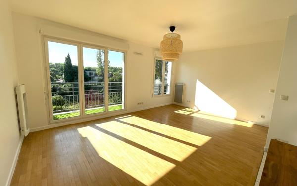 Appartement à vendre    3 pièces • 63,80 m2 Antony