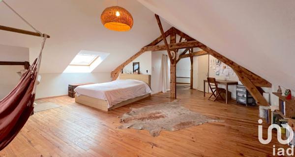 Longère 9 pièces de 382 m² à Tarbes (65000)