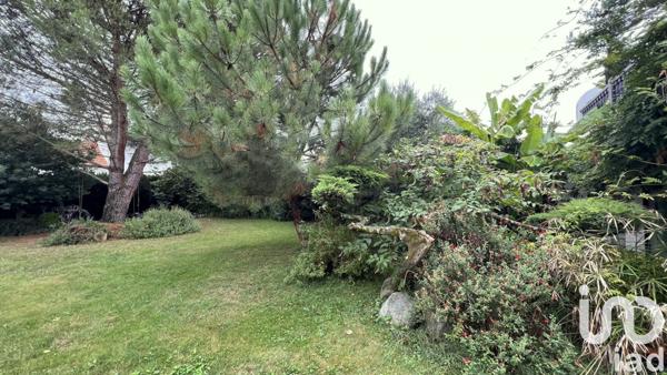 Longère 9 pièces de 382 m² à Tarbes (65000)