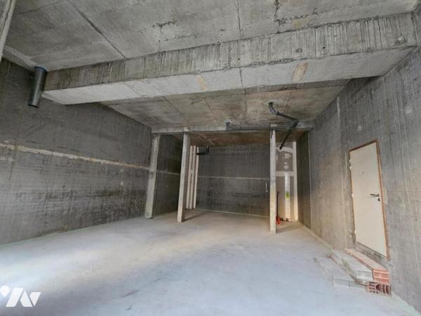 Cellule commerciale brute à VENDRE à Nort-sur-Erdre 