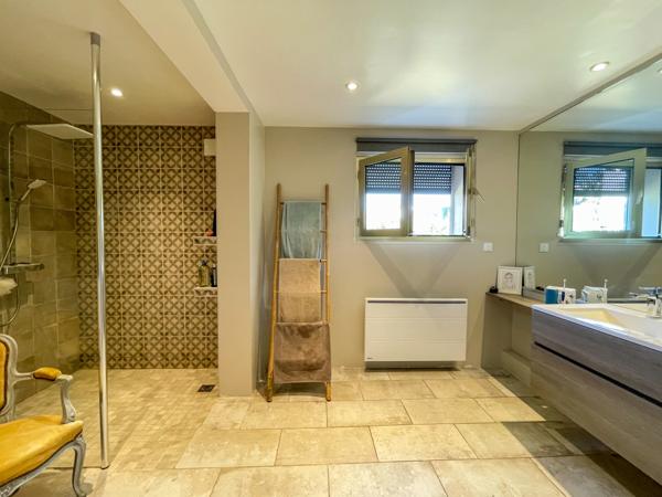 Montpellier (34090) Maison 9 pièces de 271m²