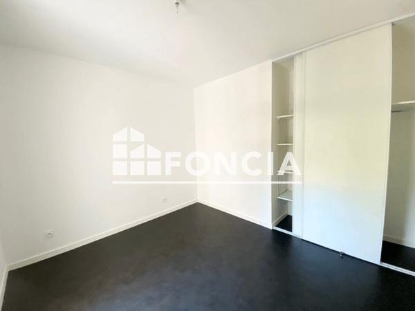 Location Appartement 3 pièces 57.8 m² - 11 AVENUE EUGENE GOUIN Tours 37200