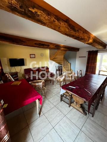 Maison à rénover, deux gites fonctionnels