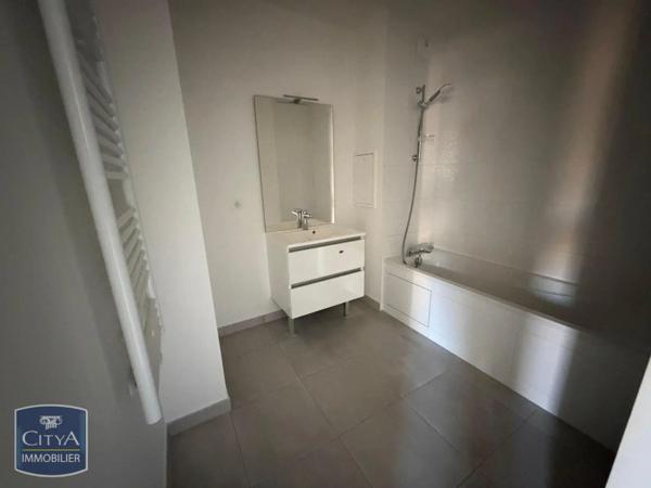 Appartement à louer 3 pièces 58.2m²