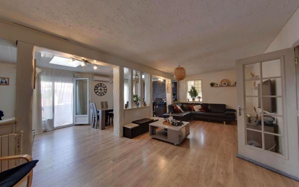 Maison à vendre    6 pièces • 145 m2 Le Blanc-Mesnil