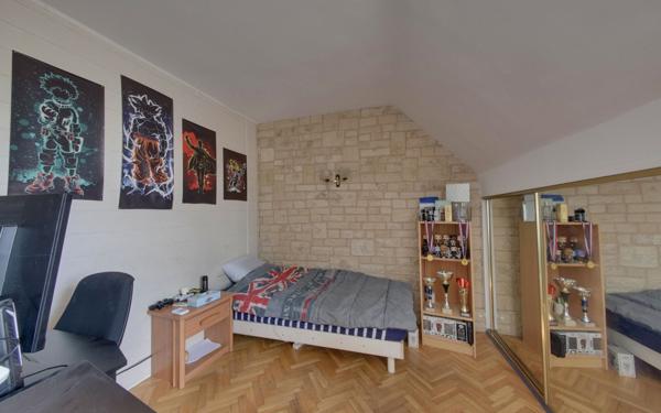 Maison à vendre    6 pièces • 145 m2 Le Blanc-Mesnil