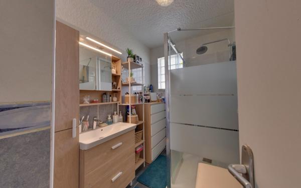 Maison à vendre    6 pièces • 145 m2 Le Blanc-Mesnil