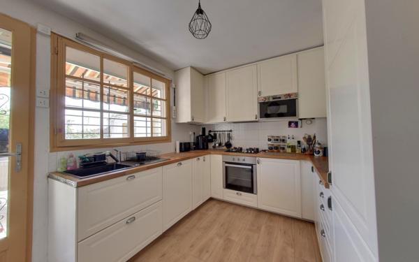 Maison à vendre    6 pièces • 145 m2 Le Blanc-Mesnil