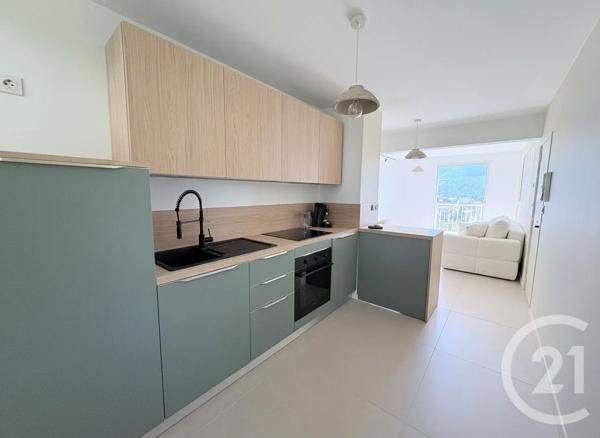 Appartement à vendre  4 pièces - 67,20 m 2   CASSIS  - 13