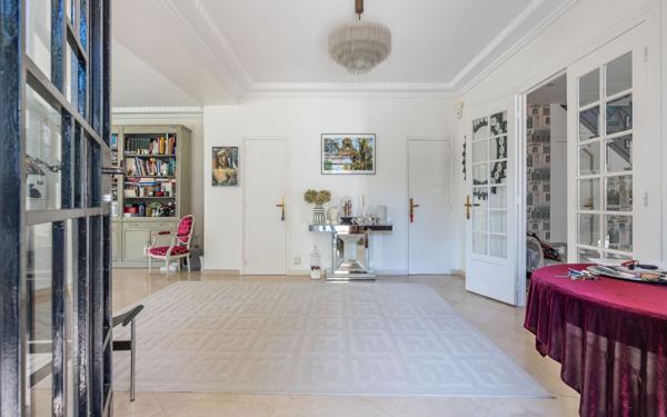 Maison à vendre    6 pièces • 238 m2 La Varenne - Saint-Maur-des-Fossés