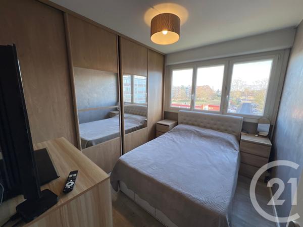 Appartement F4 à vendre  4 pièces - 74,71 m2 AUBERGENVILLE - 78