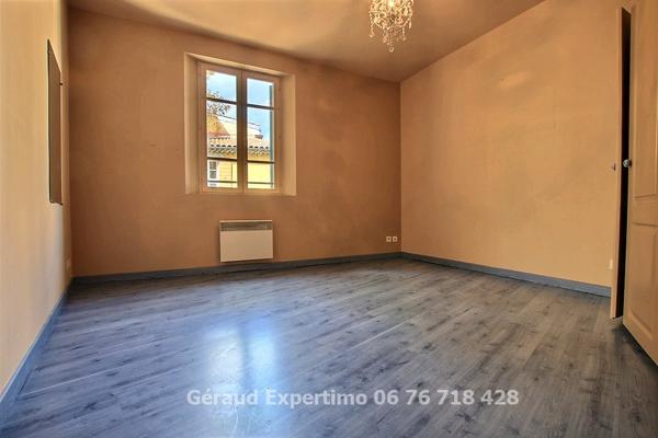 Rognes (13840) Maison de village + locatif 650€/mois au coeur de Rognes