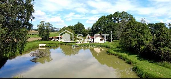 Maison avec étang privé et piscine sur 7 460 m²