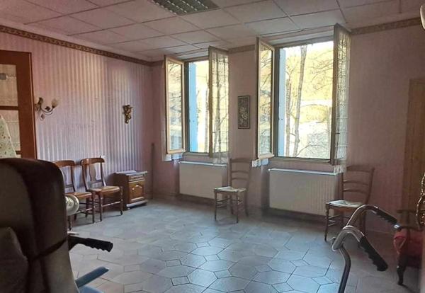 Maison divisée en 4 appartements au cœur d'Arreau