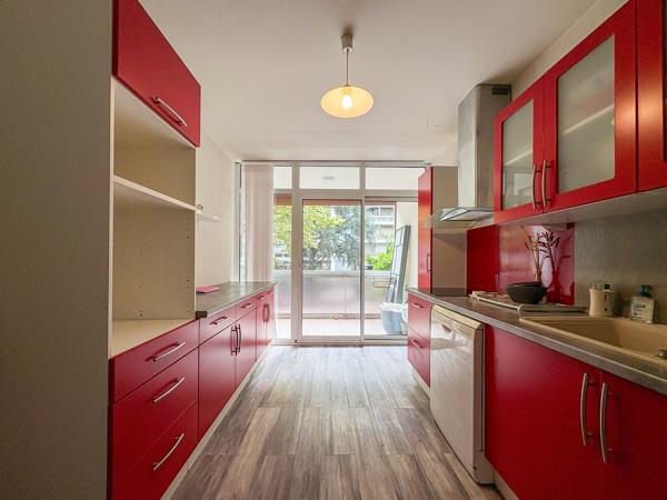Appartement T3 74m² 2 balcons + garage