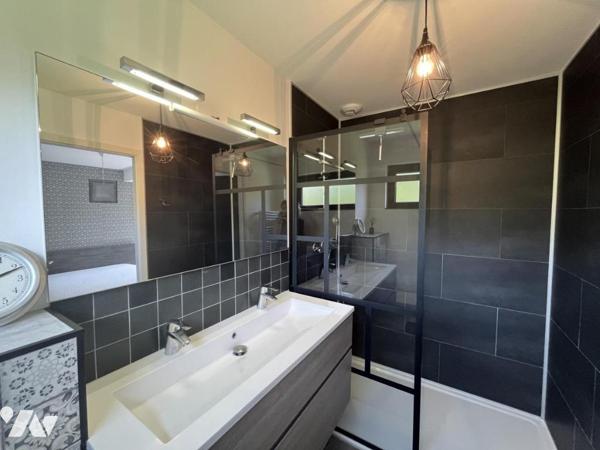 Maison contemporaine de plain-pied à Miserey-Salines (118 m²) – DPE A