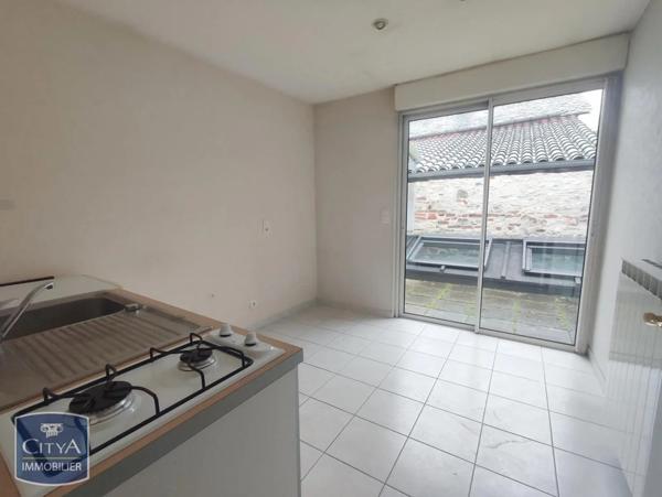 Local professionnel à louer 145m²