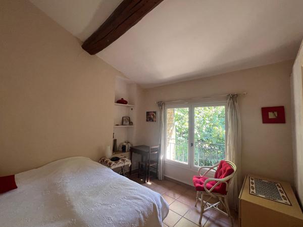 Carpentras (84200) Entre Caromb et les Dentelles de Montmirail – Authentique mas en pierre avec jardin, piscine, vue Ventoux