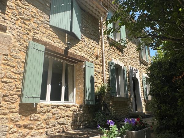 Carpentras (84200) Entre Caromb et les Dentelles de Montmirail – Authentique mas en pierre avec jardin, piscine, vue Ventoux