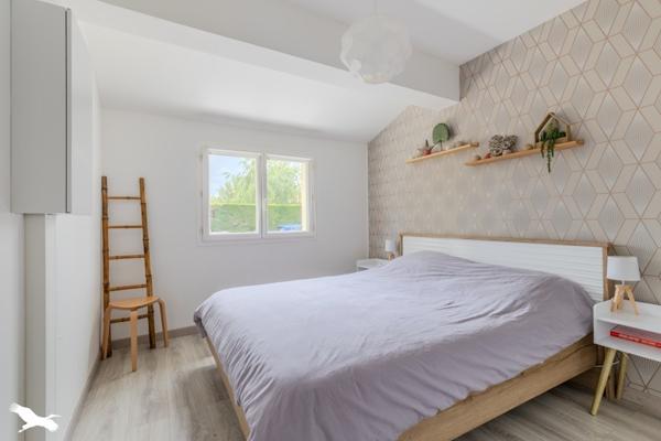 Maison à vendre 359 040 € Carbon-Blanc 5 p 100 m² DPE C