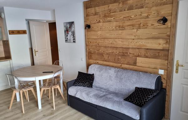 T3 meublé et rénové au pied des pistes