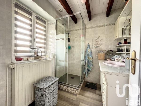 Maison 6 pièces de 133 m² à Guémené-Penfao (44290)