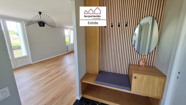 Maison: cuis sal/sej 3ch + ss/sol: cuis été, 1 ch, cave garage /1935m²
