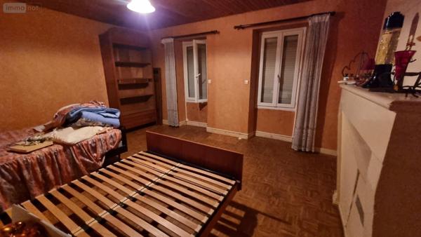 Maison de ville à vendre à Jonzac en Charente-Maritime (17500), ref : 1866