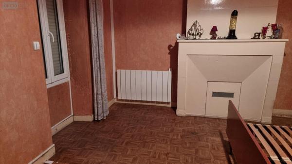 Maison de ville à vendre à Jonzac en Charente-Maritime (17500), ref : 1866