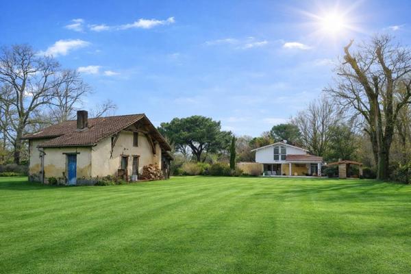 Vente / Ensemble de 2 maisons