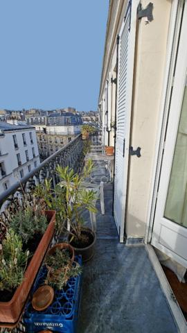 Appartement avec vue et balcon filant