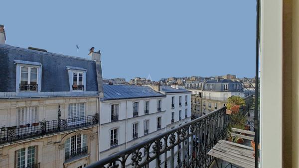 Appartement avec vue et balcon filant